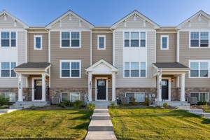 featured image of 3831 Currant Ln