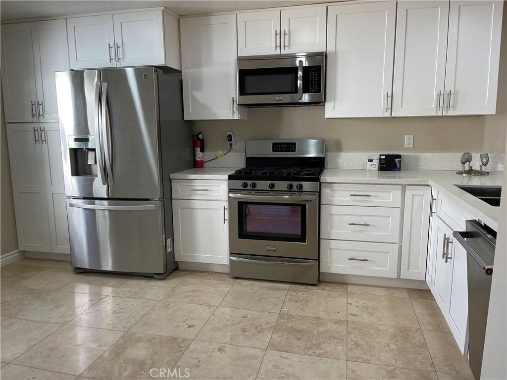 25312 Cassandra Ct - Photo 7 of 50