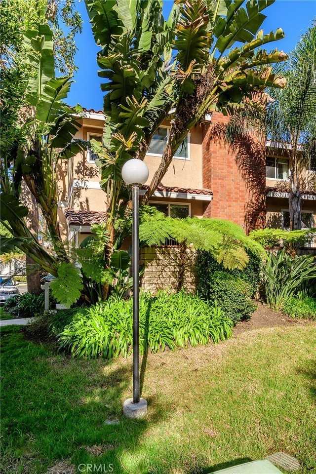 7802 Bayport Dr #28 - Photo 6 of 42