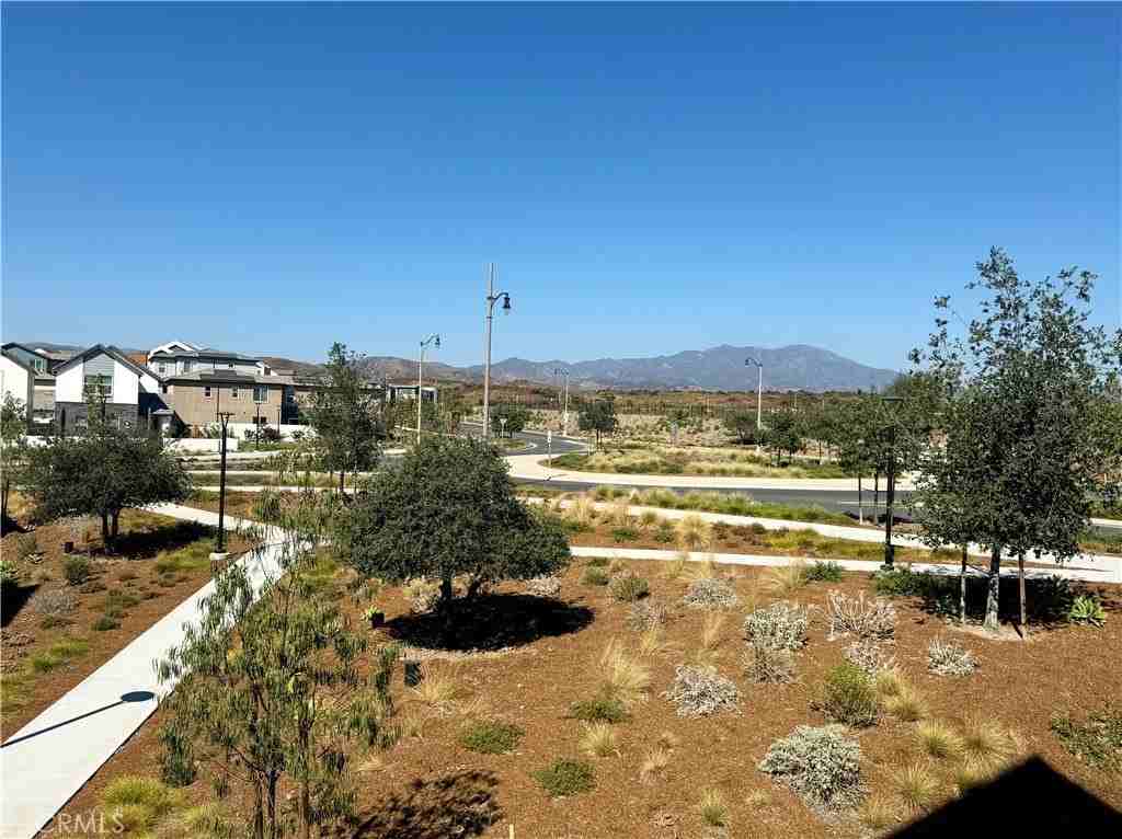 283 Lynx - Photo 6 of 28