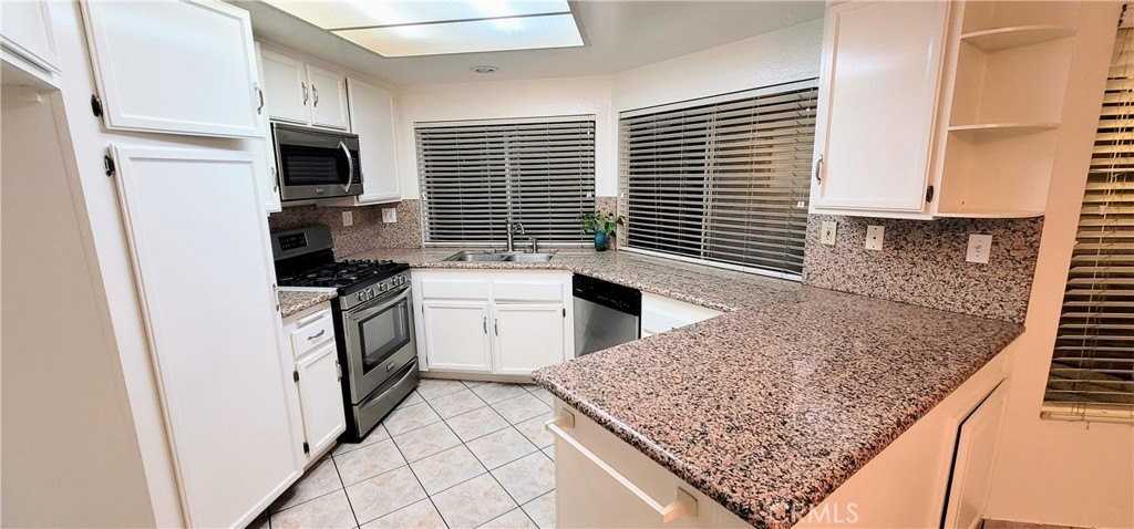 14644 Bella Courte - Photo 7 of 44