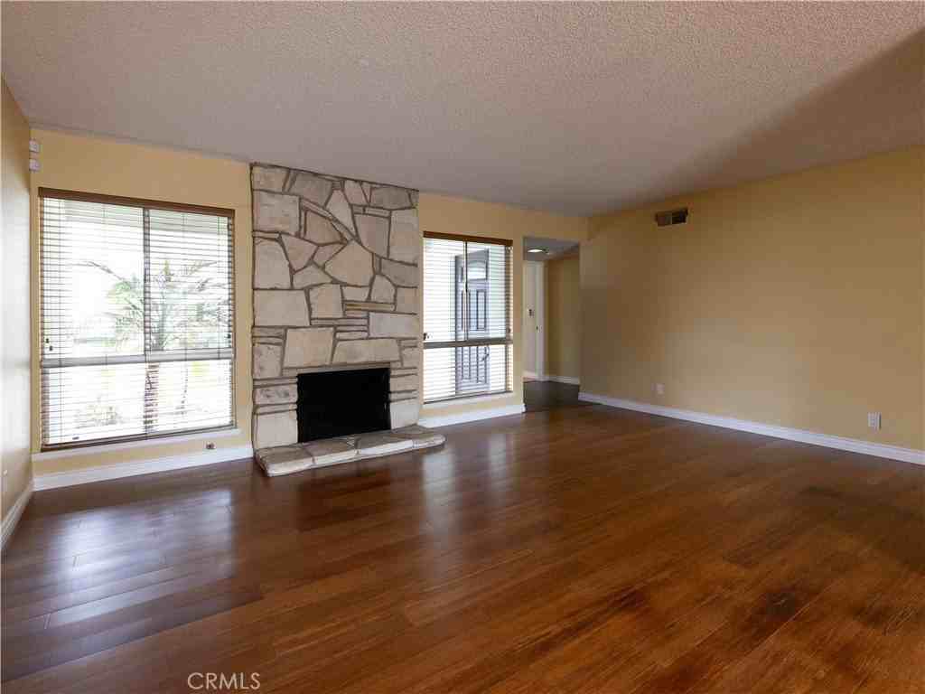 5322 Harvard Ave - Photo 7 of 25