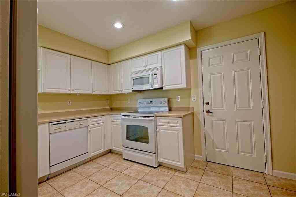 25064 Peacock Ln Apt 102 #102 - Photo 6 of 26