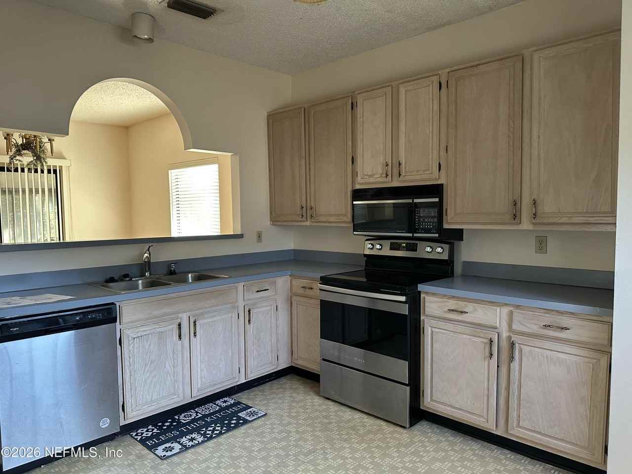 2967 Lantana Lakes Dr E - Photo 6 of 10