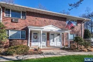 featured image of 5018 Christopher St