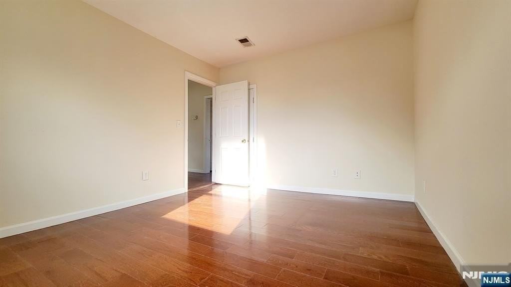 96 Westside Ave - Photo 7 of 13