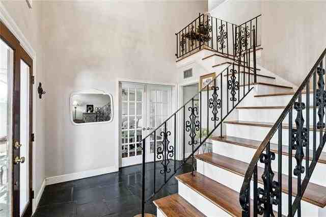 3924 Pharr St - Photo 5 of 31