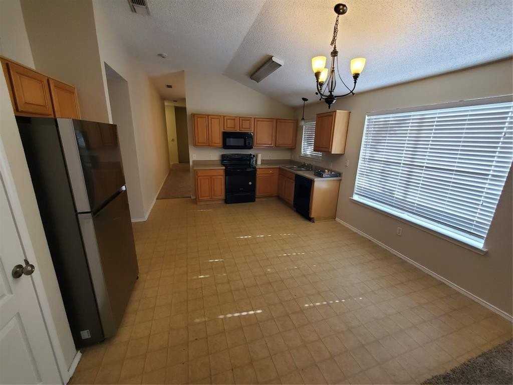 4233 Fernleaf Dr - Photo 3 of 19