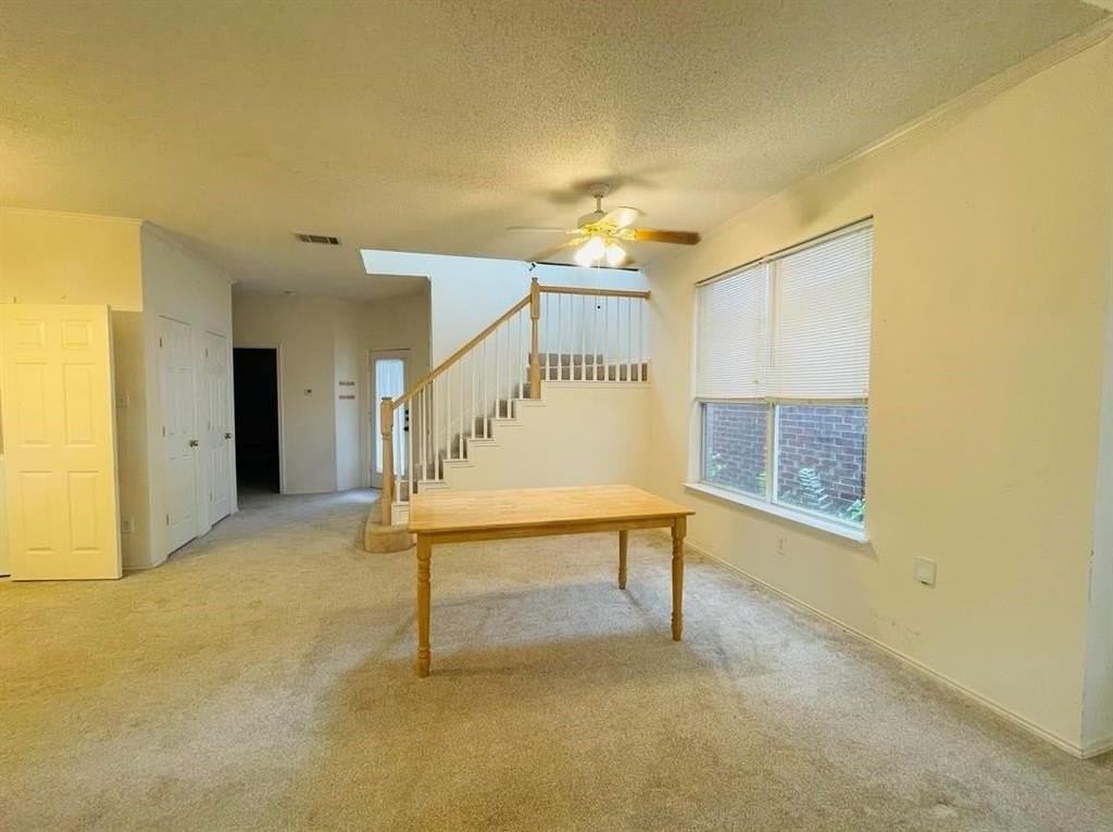 6008 Longley Ct - Photo 2 of 8