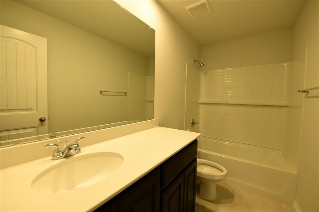 4713 Avion Dr - Photo 7 of 12