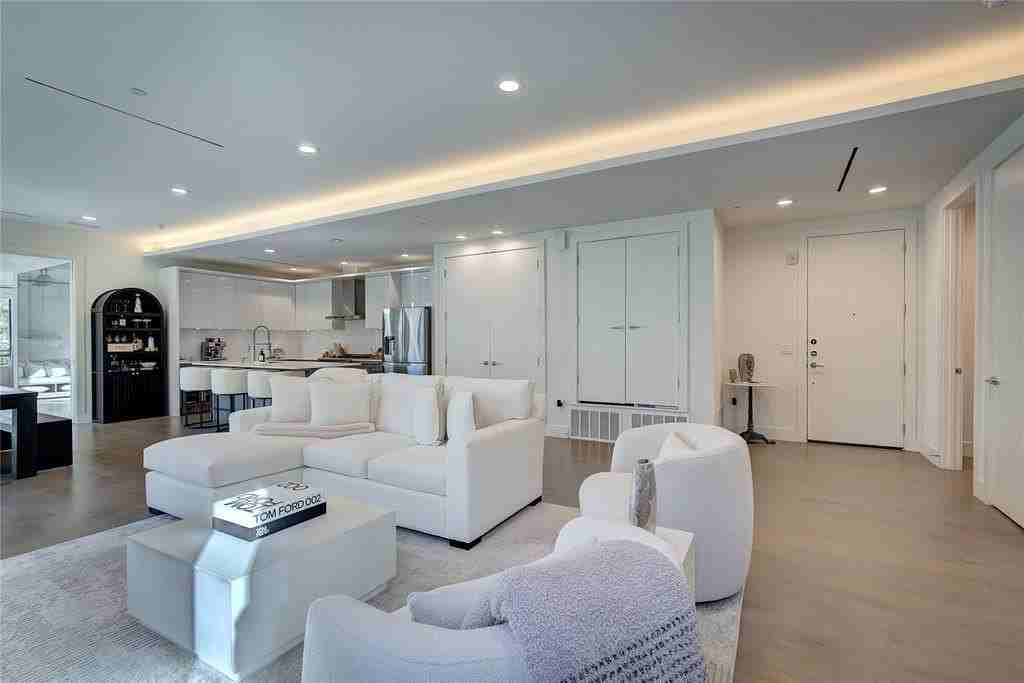 3923 Cole Ave #103 - Photo 6 of 40