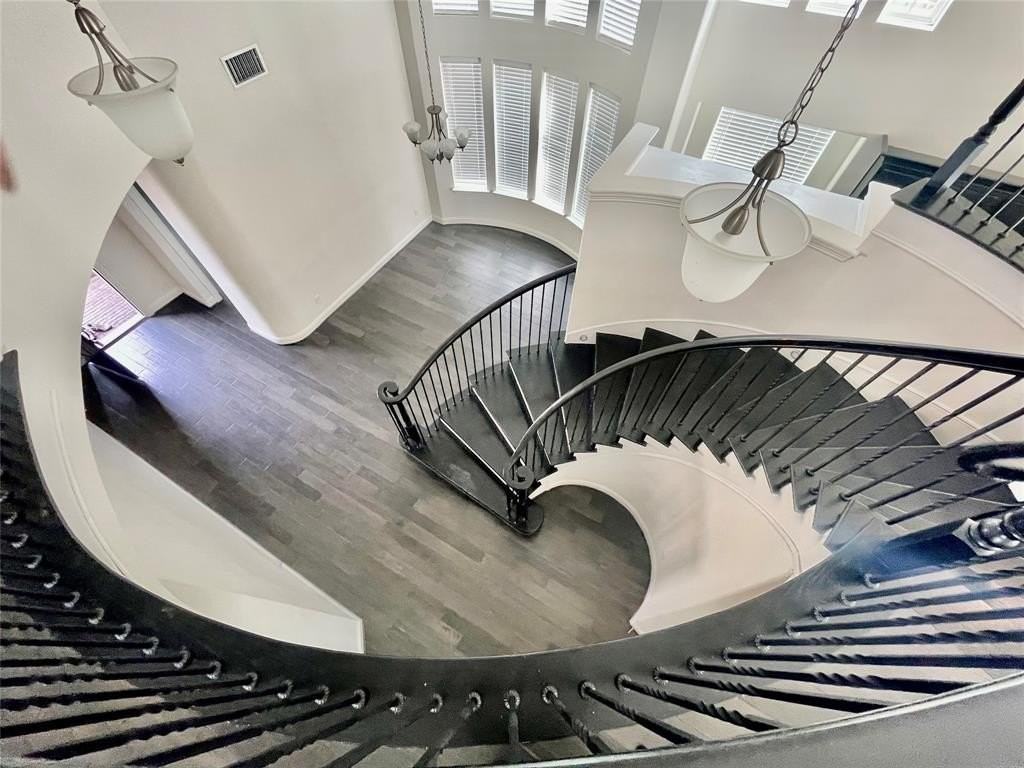 507 Stone Oak Ln - Photo 5 of 38