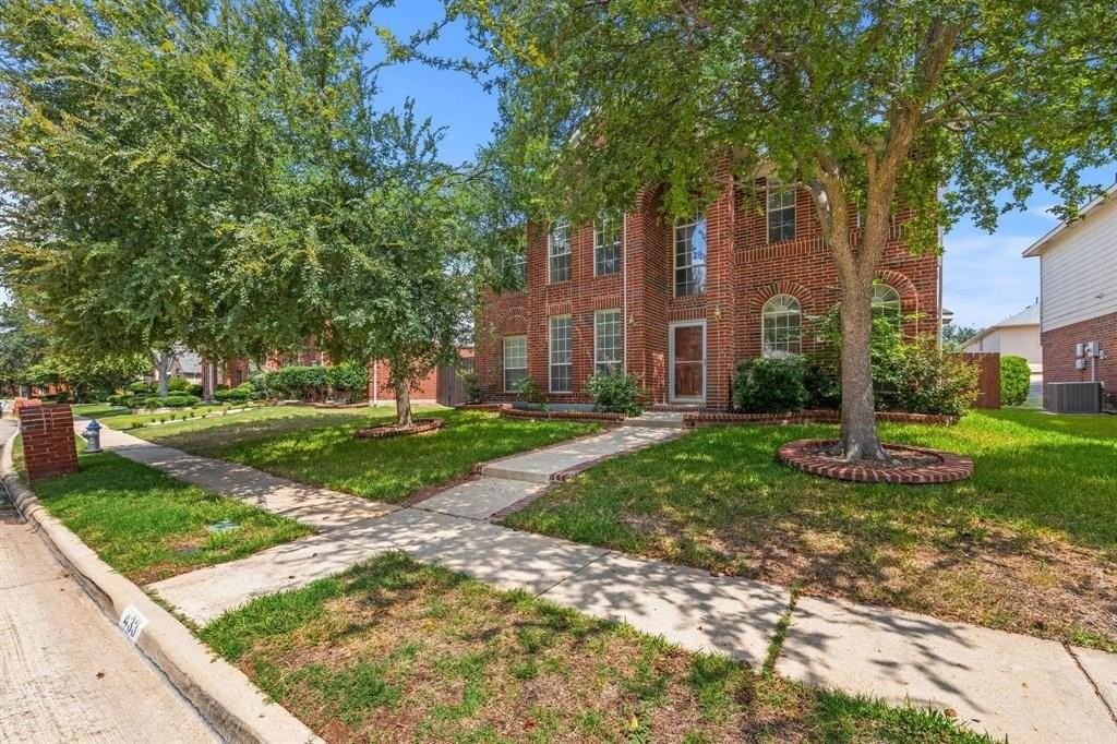 433 Spring Air Dr - Photo 2 of 27