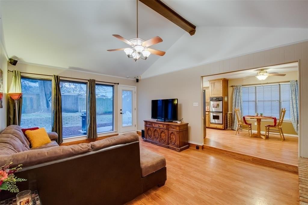 5718 Sagebrush Trl - Photo 6 of 26