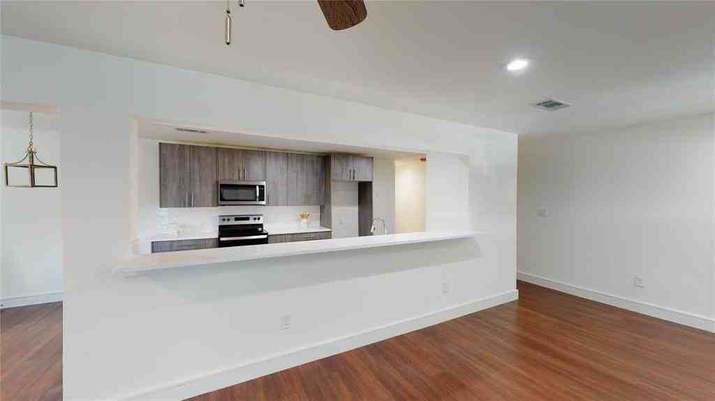 10022 Glenrio Ln - Photo 7 of 23