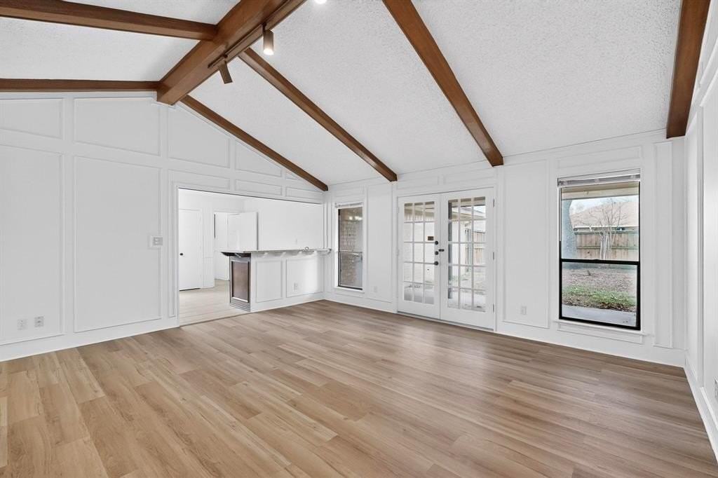 1910 Glen Hill Dr - Photo 6 of 35