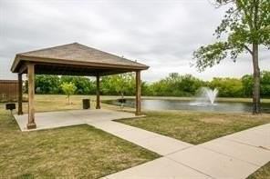 11821 Beach St - Photo 5 of 24