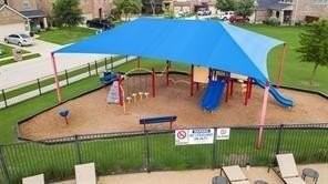 11821 Beach St - Photo 6 of 24