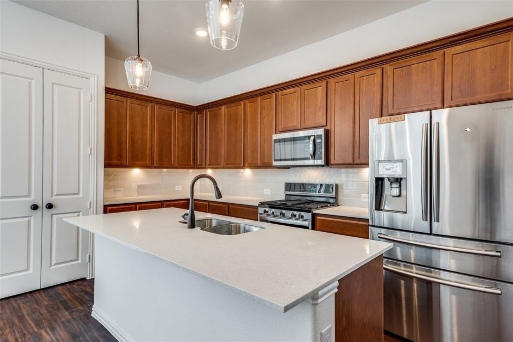 9815 Romo St - Photo 5 of 25