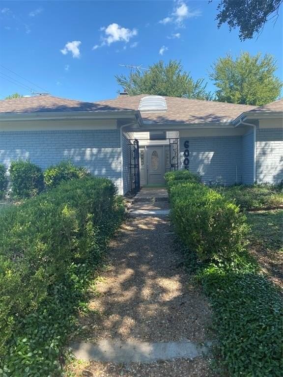 6005 Black Berry Ln - Photo 2 of 22