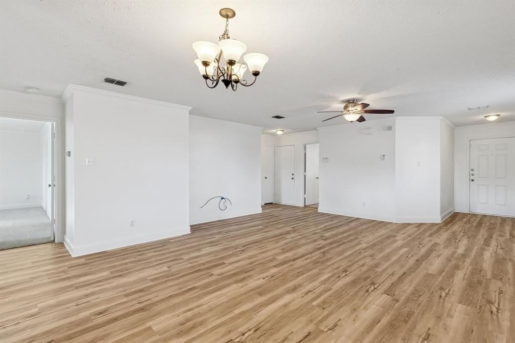 6113 Countess Ln - Photo 7 of 25