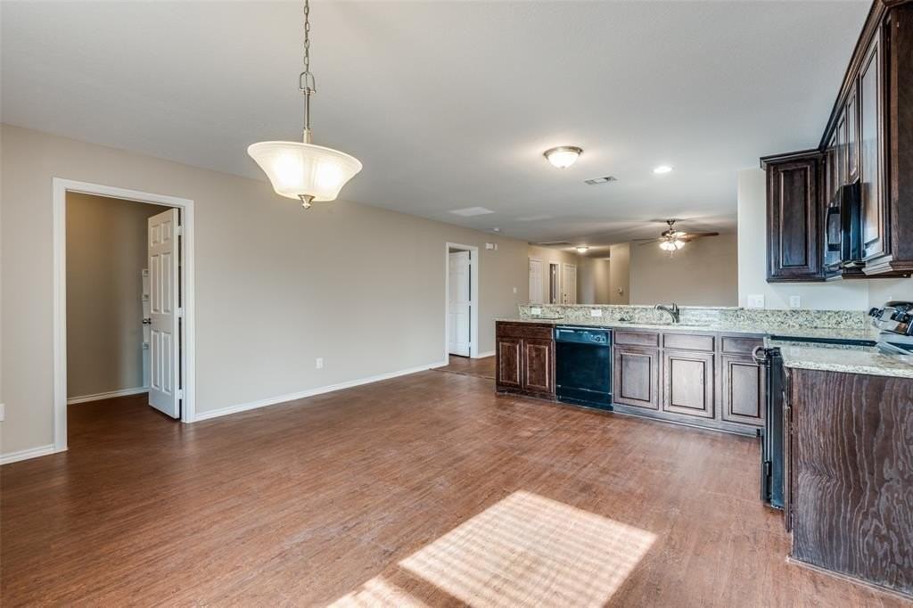 1824 Village Park Trl - Photo 3 of 13