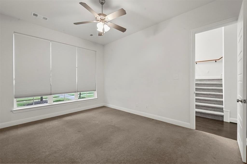 4925 Mckinney Hollow Dr - Photo 6 of 40