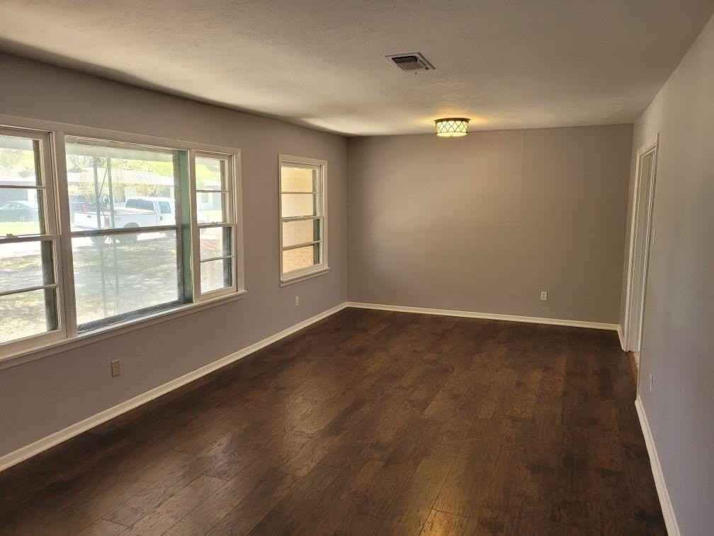 5624 Durham Ave - Photo 2 of 13