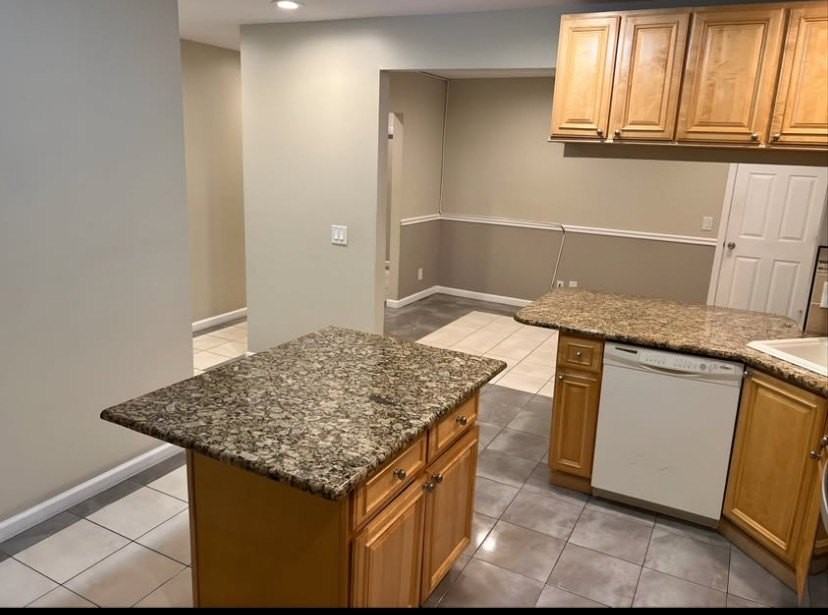 57 S Fulton St - Photo 6 of 11