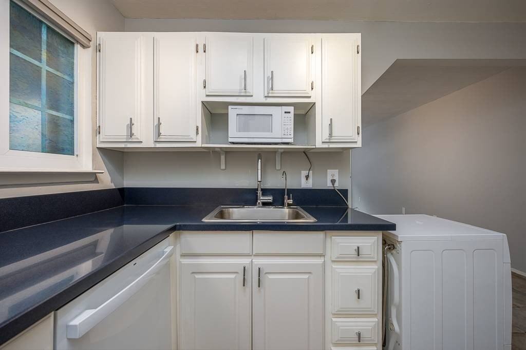 219 Fox Run Ln - Photo 2 of 20