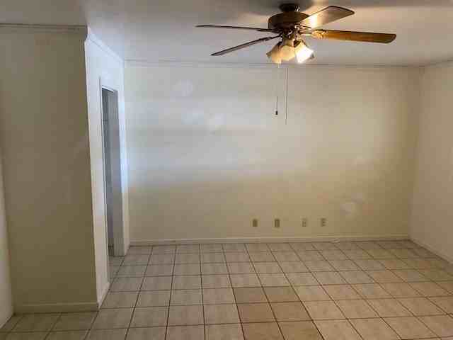 103 N Jackson St - Photo 2 of 10