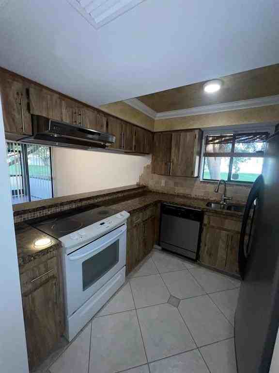 9911 W Atlantic Blvd #9911 - Photo 7 of 46