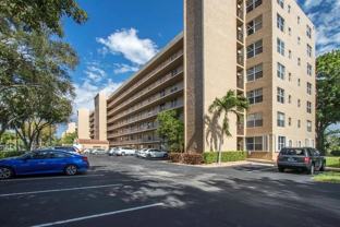 4550 Nw 18th Ave #104 - Photo 1 of 1