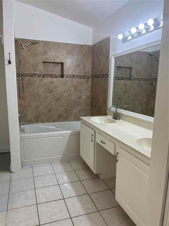 581 Lakeside Cir - Photo 6 of 7