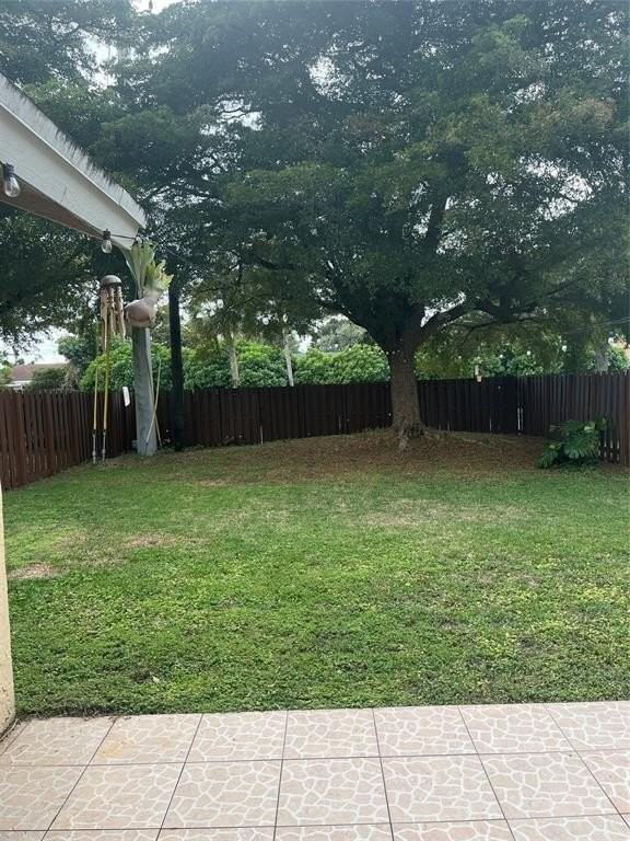 581 Lakeside Cir - Photo 7 of 7