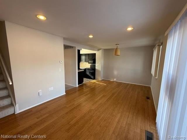 2048 Orchard Crest St - Photo 5 of 21