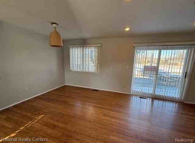 2048 Orchard Crest St - Photo 6 of 21