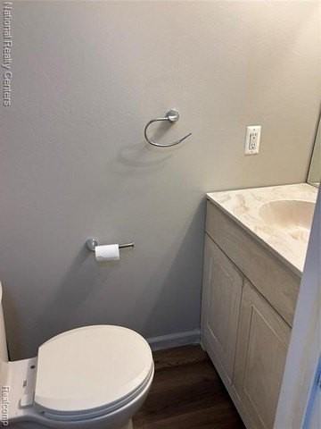 38915 Golfview Dr E - Photo 6 of 17