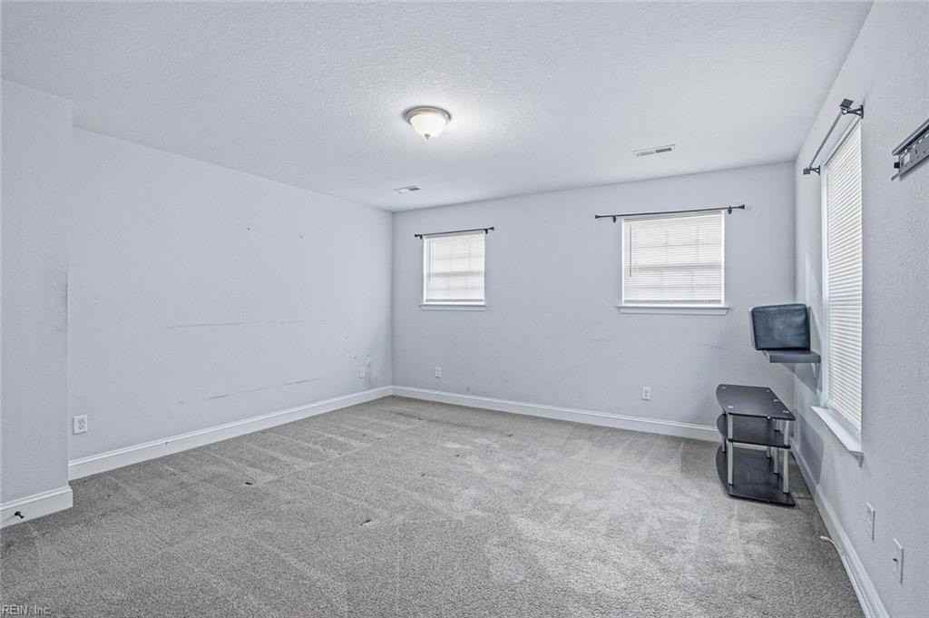 416 Harrison St - Photo 7 of 10