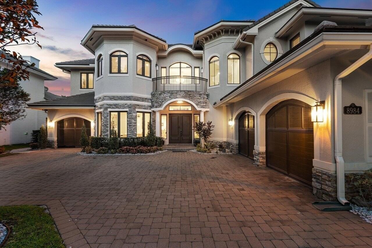 8984 Three Rail Dr - Photo 7 of 50