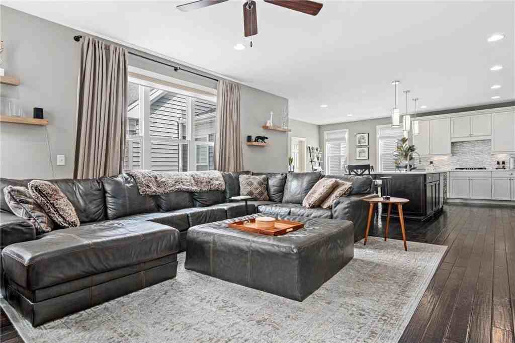 12598 84th Pl N - Photo 6 of 38