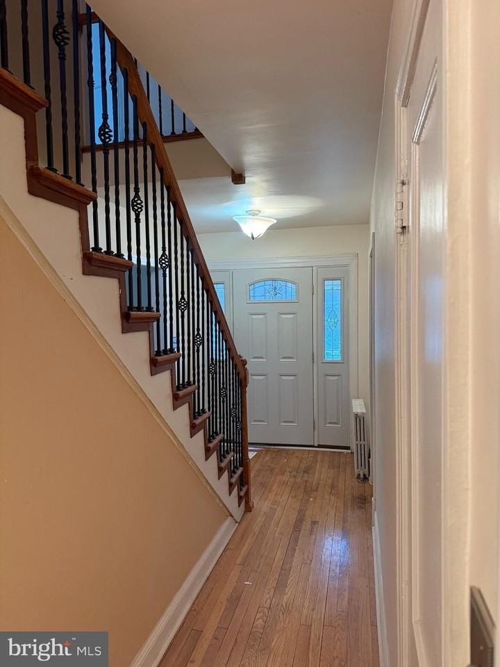 2211 32nd Pl Se - Photo 5 of 24