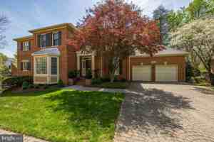 featured image of 9735 Beman Woods Way