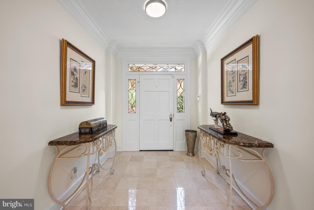 9735 Beman Woods Way - Photo 5 of 50