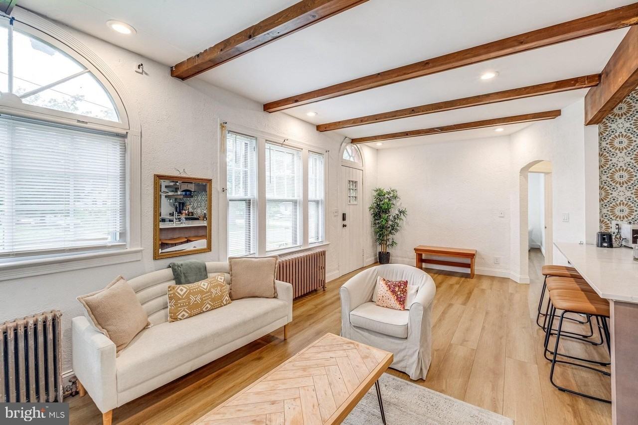 4209 Queensbury Rd - Photo 3 of 12