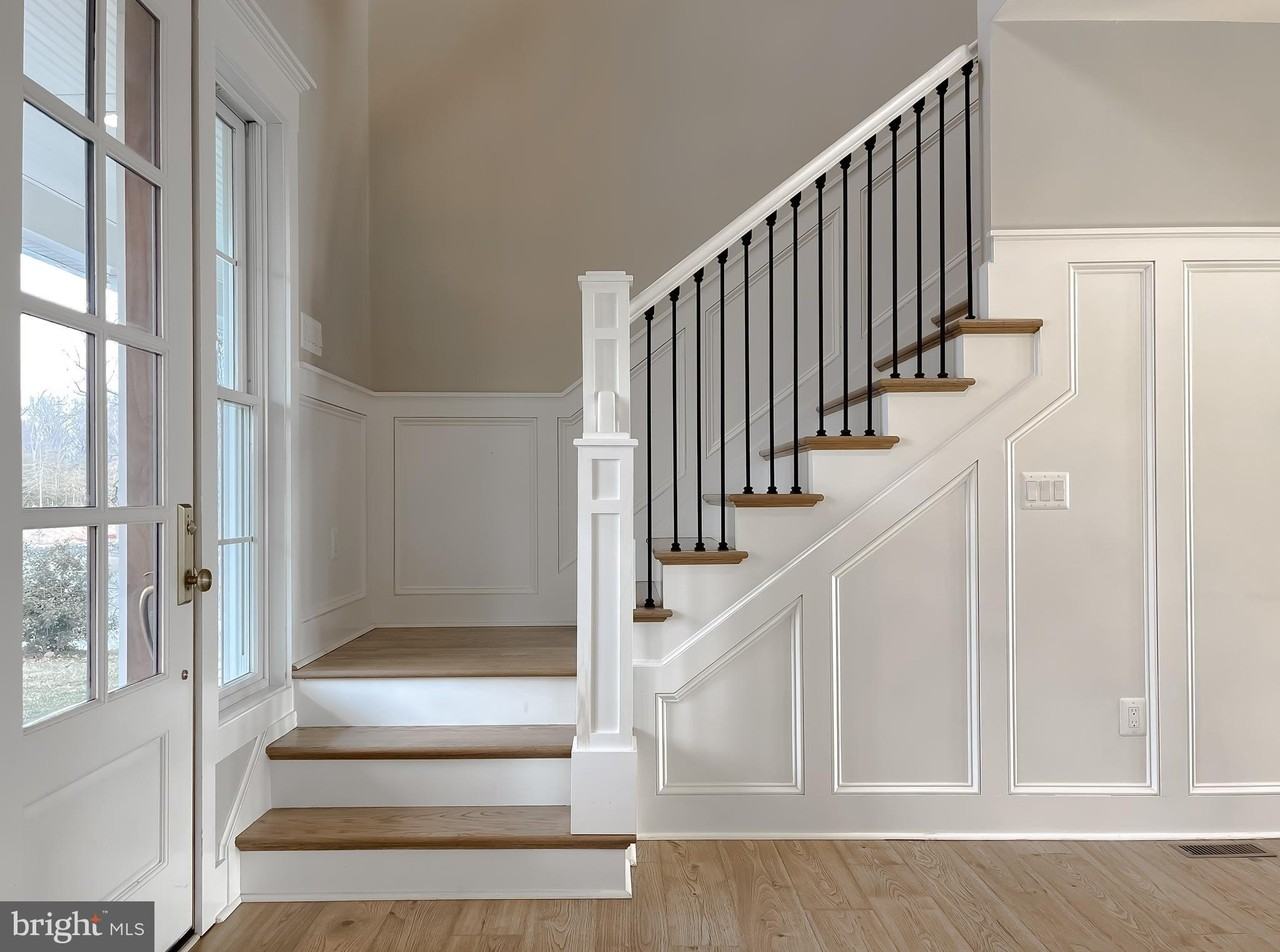 45093 Smiths Nursery Rd - Photo 5 of 50