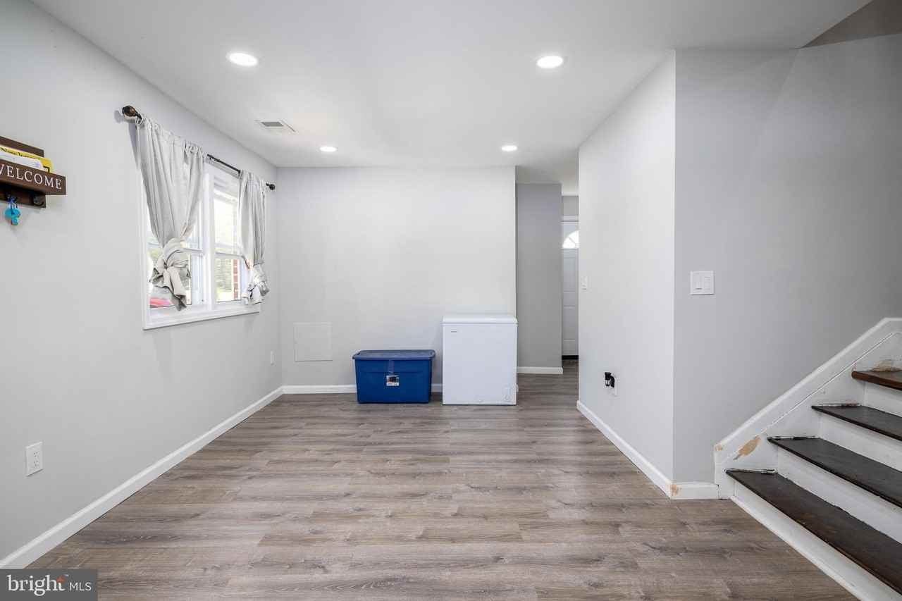 21 Dixmont Ave - Photo 5 of 22