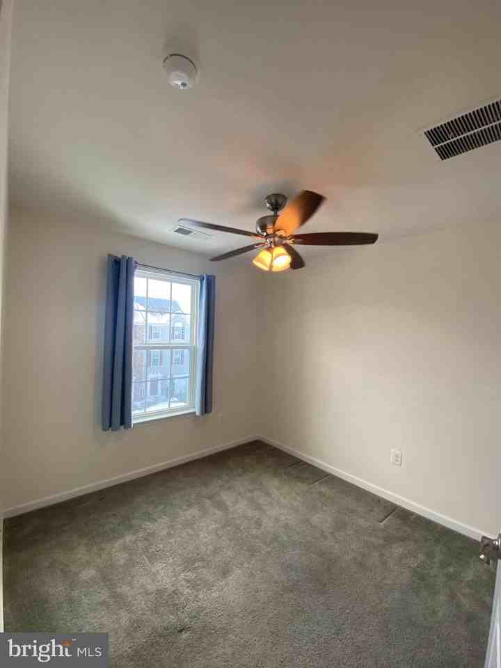 105 Chamomile Ct - Photo 3 of 29