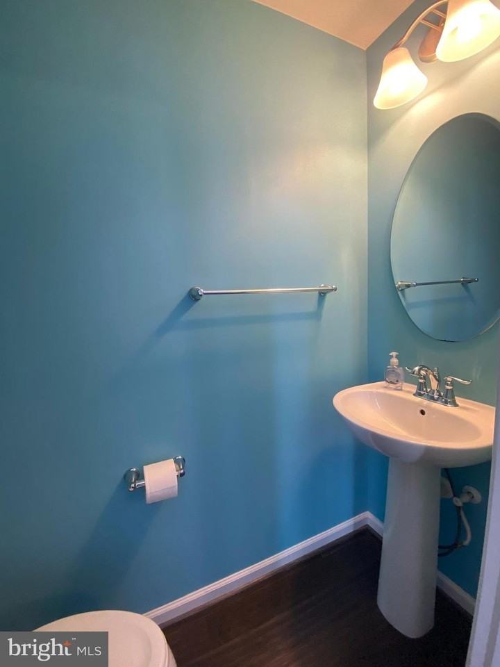 105 Chamomile Ct - Photo 7 of 29