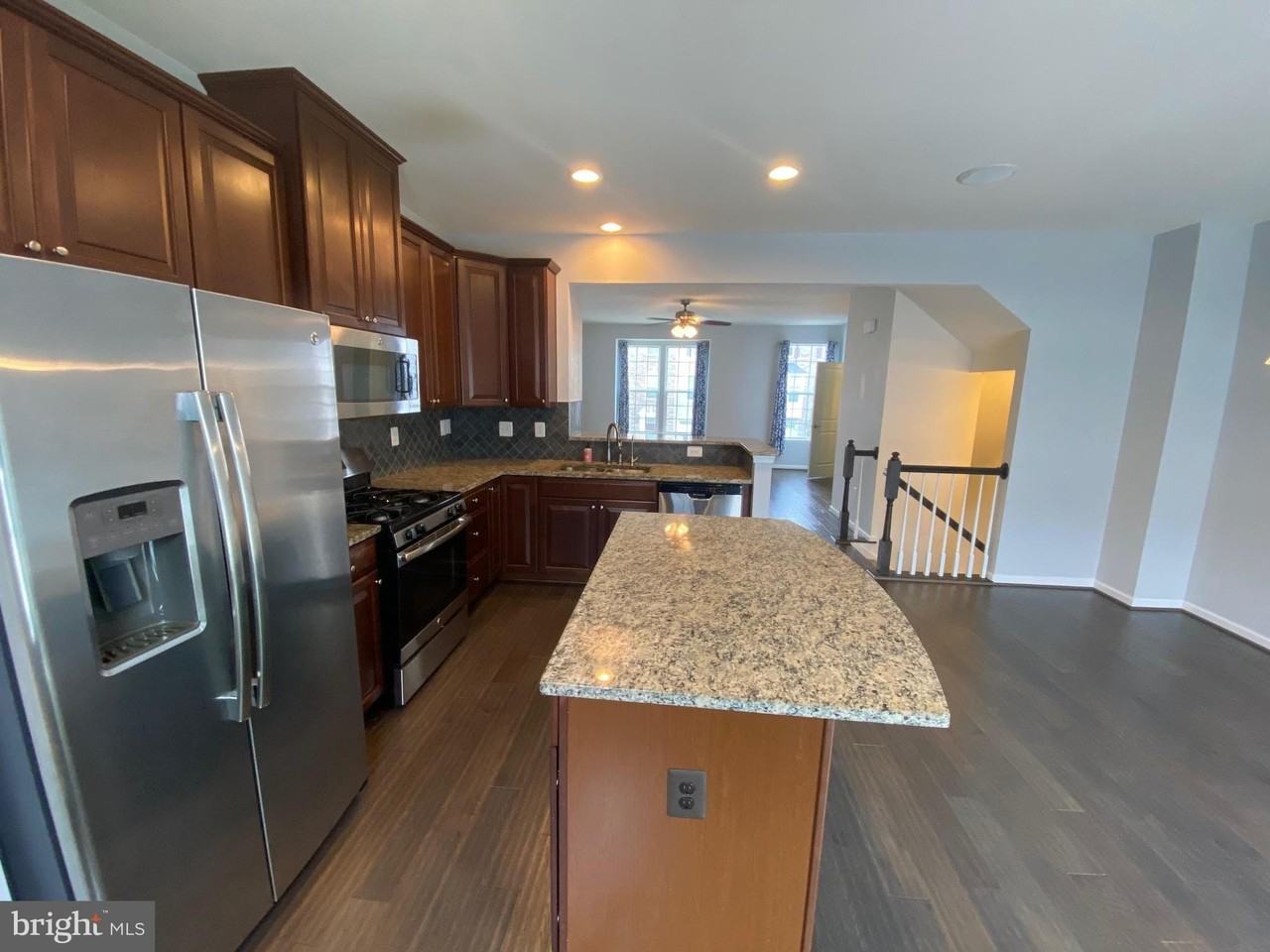 105 Chamomile Ct - Photo 4 of 29